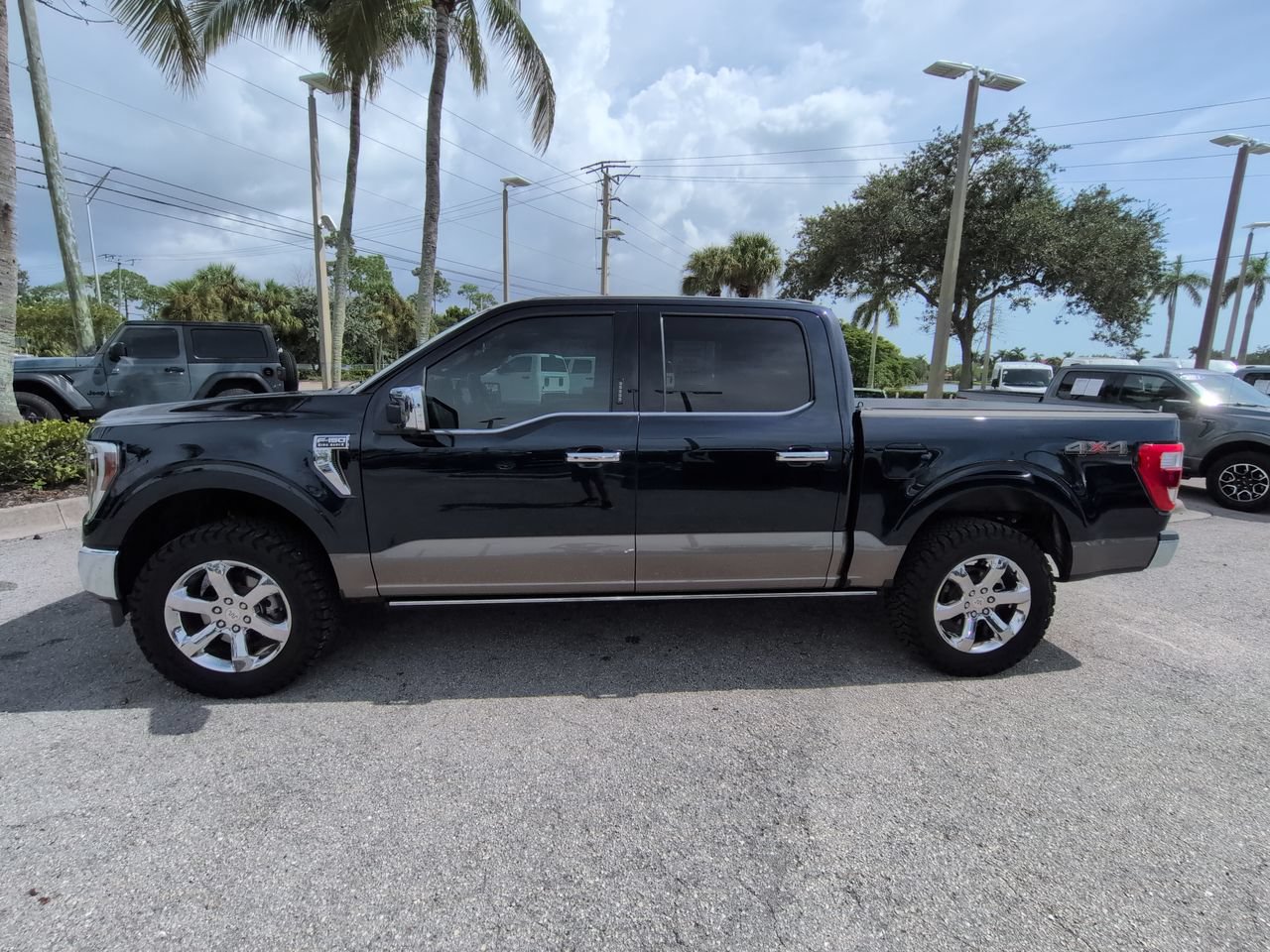 Used 2023 Ford F150 King Ranch w/ Equipment Group 601A High AWD/4WD image 8