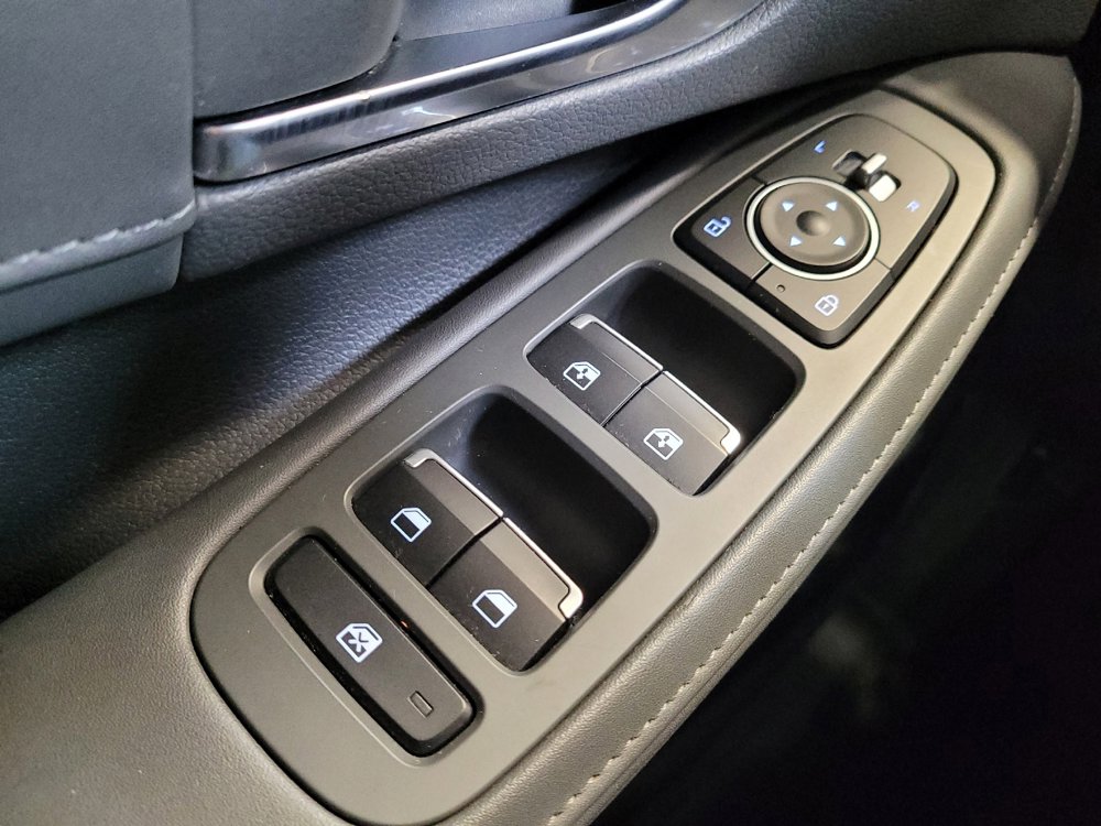 Used 2022 Hyundai Sonata Limited FWD image 27