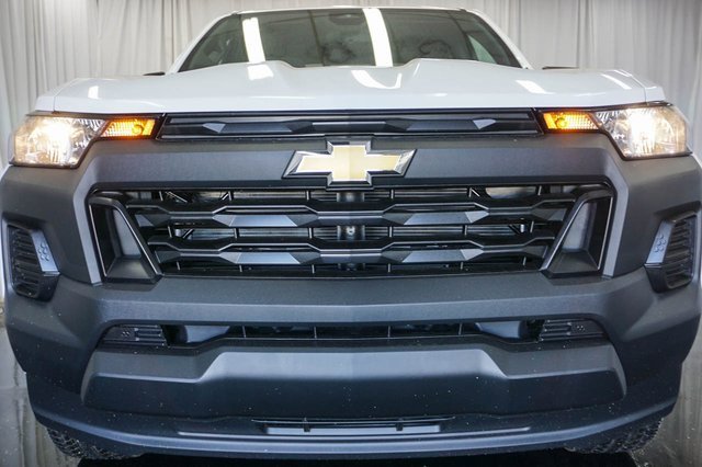New 2026 Chevrolet Colorado W/T w/ Advanced Trailering Package image 3