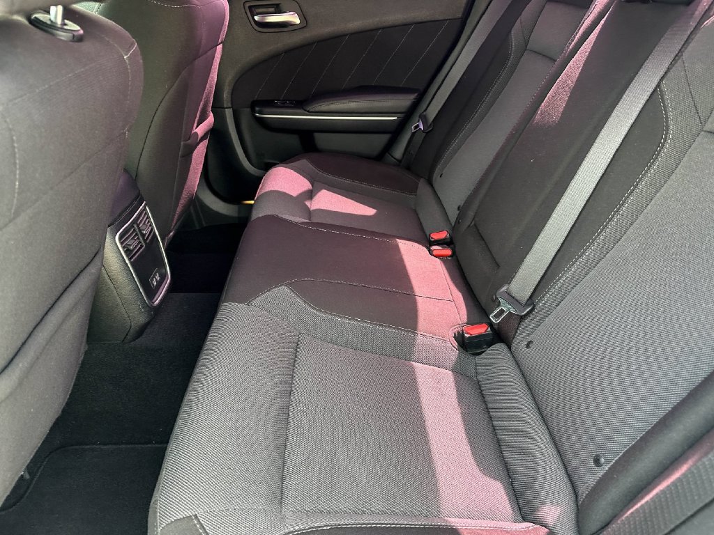 Used 2020 Dodge Charger SXT RWD image 18