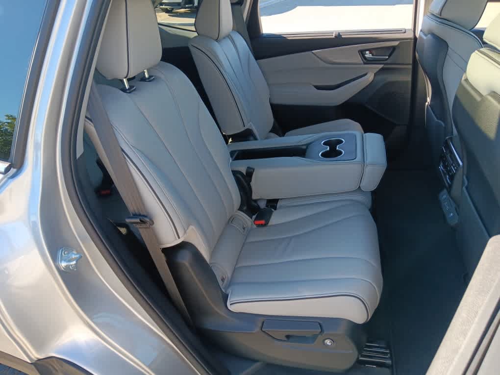 Used 2024 Acura MDX w/ Advance Package AWD/4WD image 17