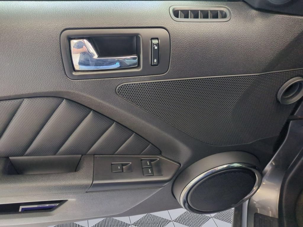 Used 2014 Ford Mustang GT Premium w/ Electronics Package RWD image 11