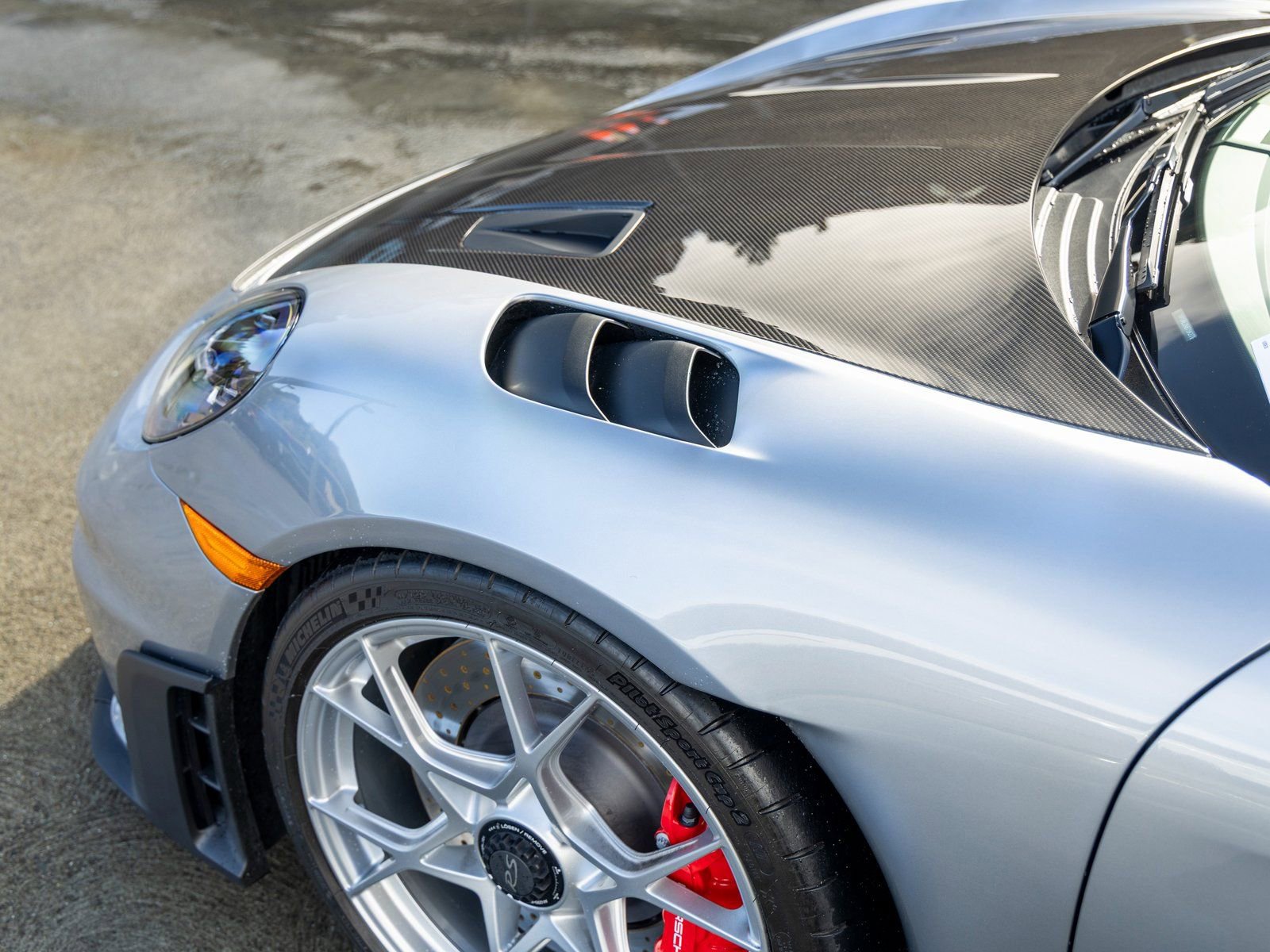 Certified 2025 Porsche 718 Cayman GT4 RS image 18