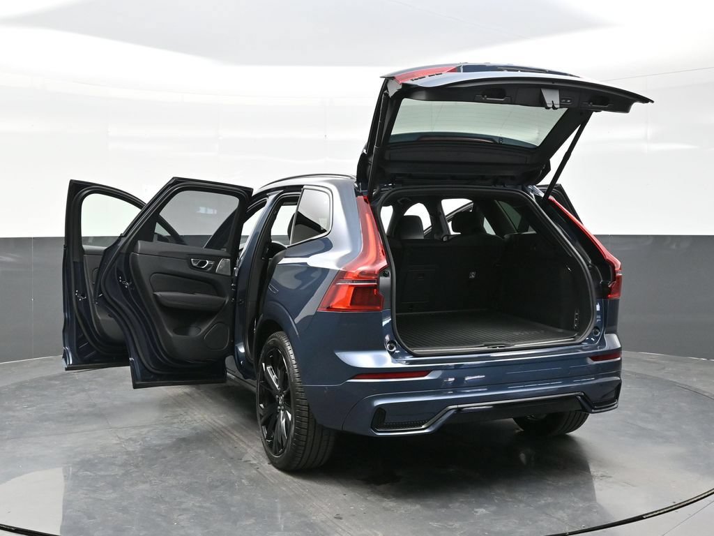 New 2026 Volvo XC60 B5 Ultra w/ Climate Package AWD/4WD image 41