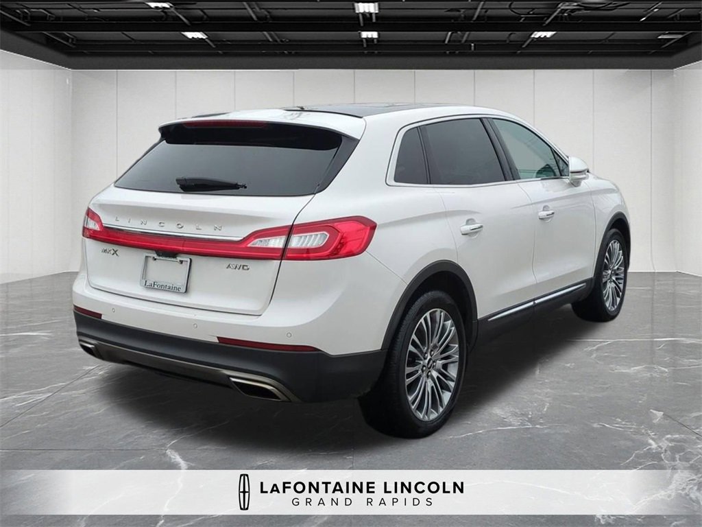 Used 2016 Lincoln MKX Reserve w/ Climate Package image 5