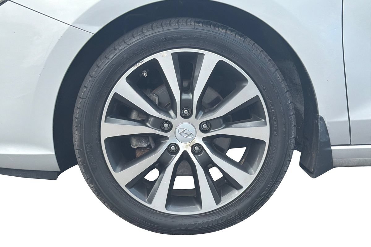Used 2018 Hyundai Elantra GT FWD image 24