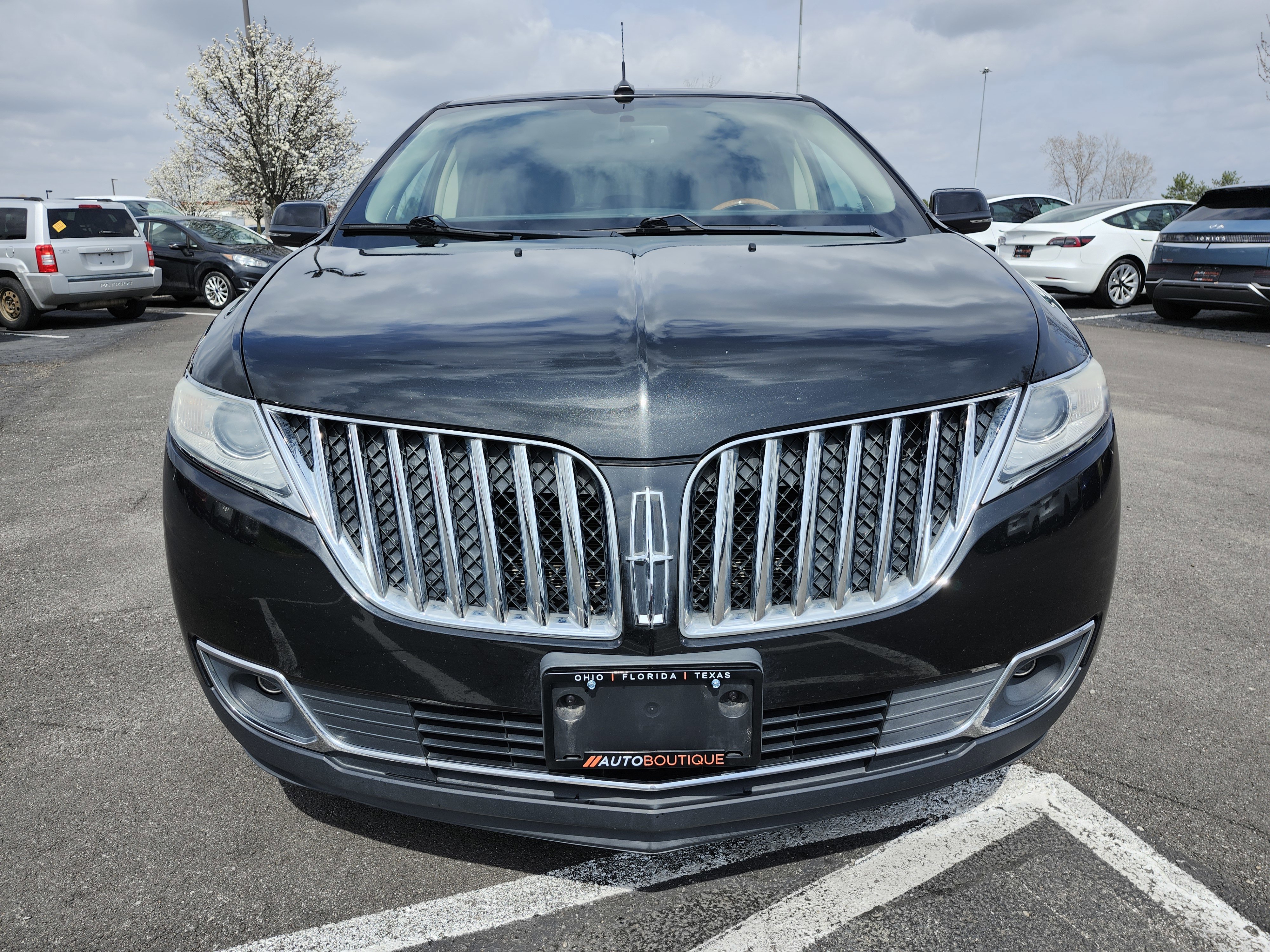 Used 2014 Lincoln MKX AWD w/ Equipment Group 101A image 14