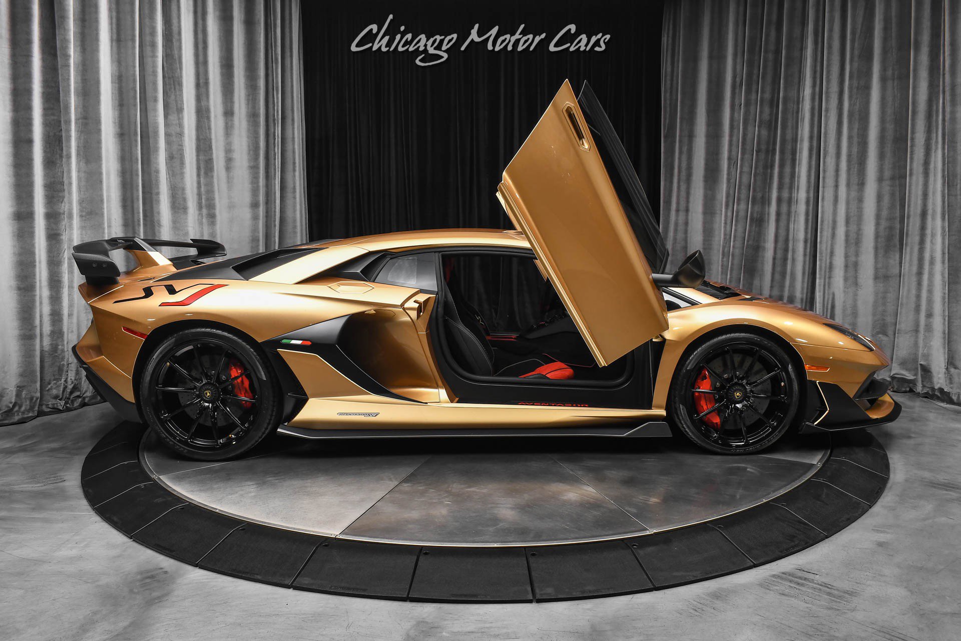 Used 2019 Lamborghini Aventador SVJ AWD/4WD image 51