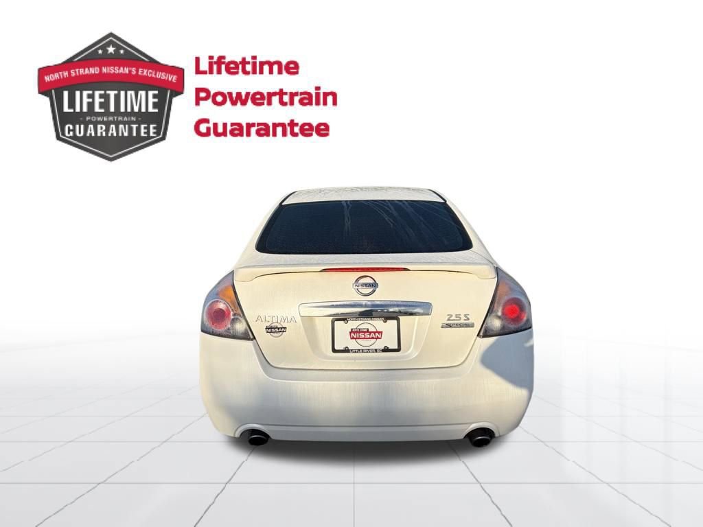 Used 2011 Nissan Altima 2.5 S w/ Special Edition Pkg FWD image 4