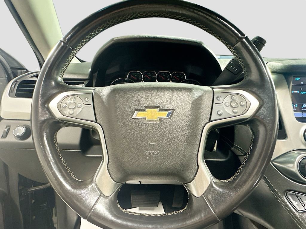Used 2020 Chevrolet Suburban LT image 12