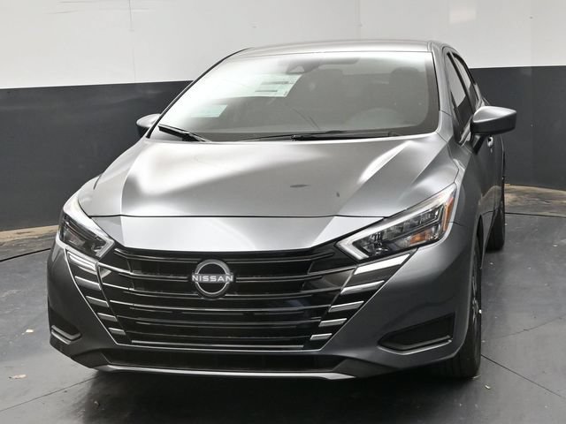 New 2025 Nissan Versa SV w/ Trunk Package FWD image 3