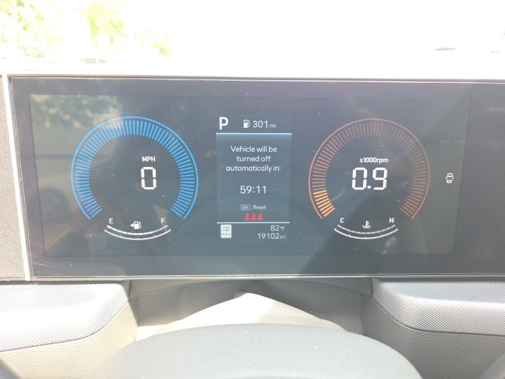 Used 2025 Hyundai Sonata SEL image 2