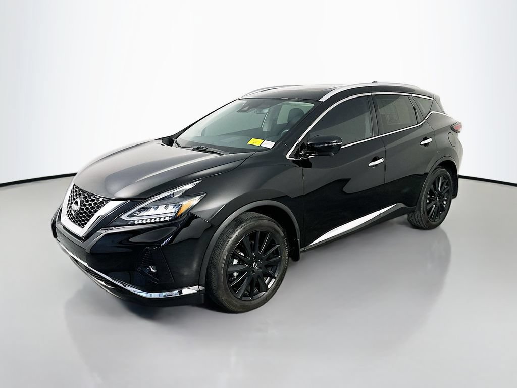 Used 2024 Nissan Murano Platinum w/ Cargo Package FWD image 3
