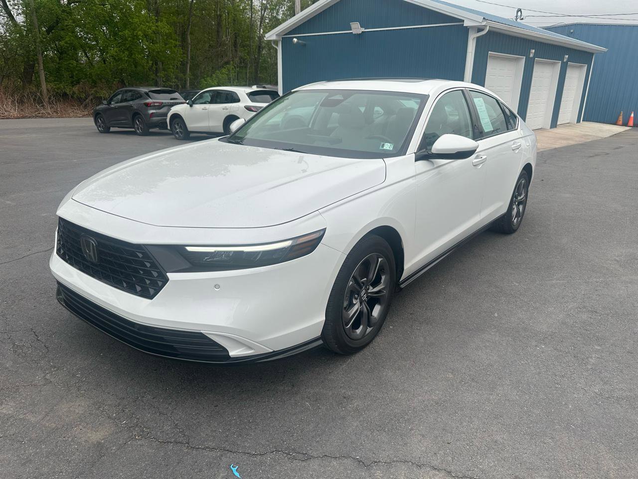 Used 2024 Honda Accord EX-L image 1