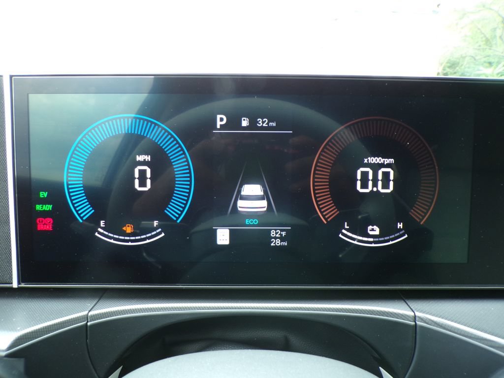 New 2026 Hyundai Santa Fe SE AWD/4WD image 23
