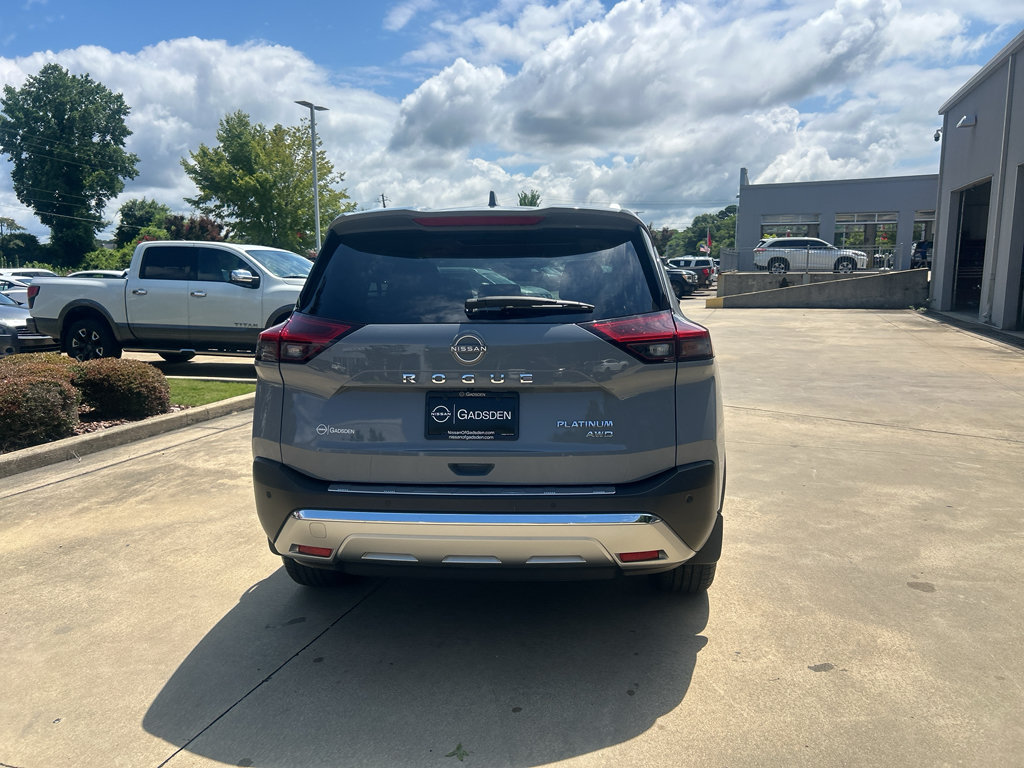 Certified 2023 Nissan Rogue Platinum w/ Platinum Premium Package AWD/4WD image 4