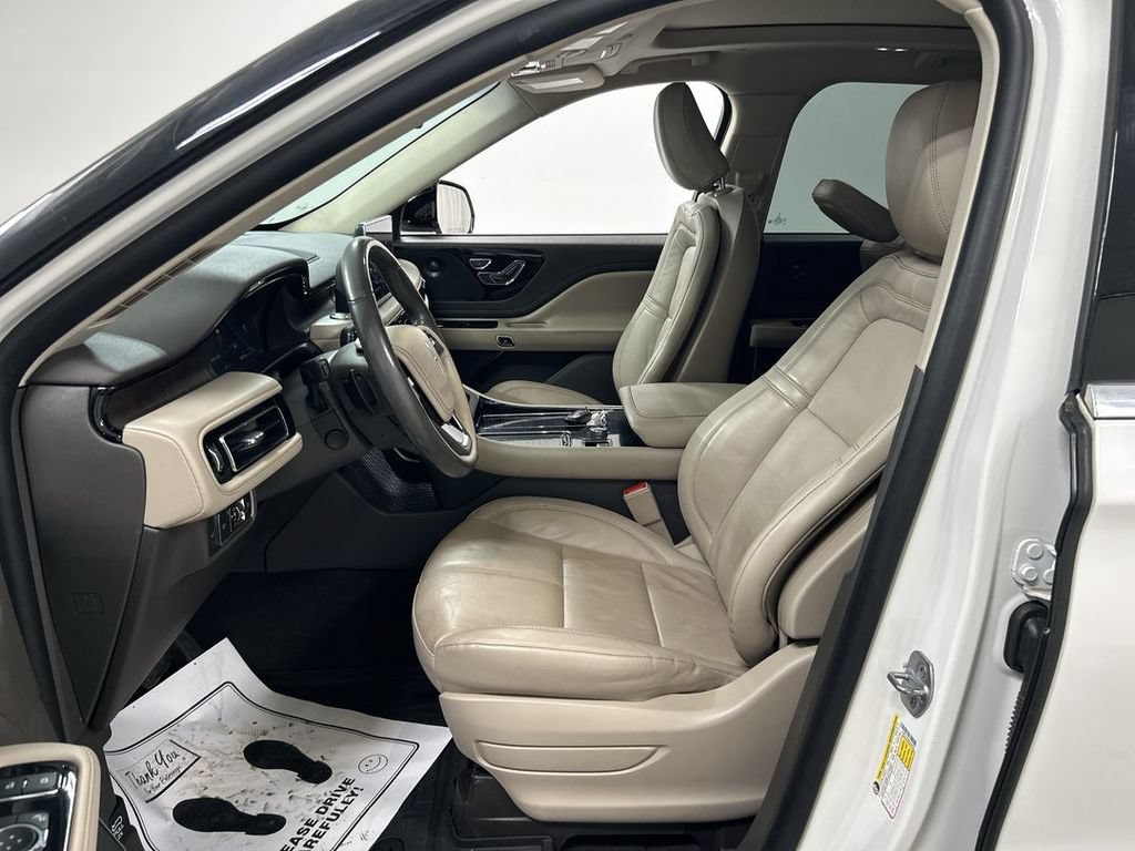 Used 2022 Lincoln Aviator Reserve w/ Elements Package Plus AWD/4WD image 9