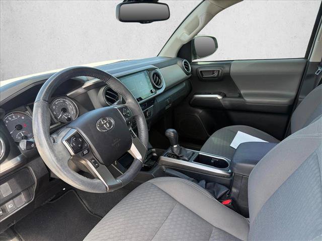Used 2022 Toyota Tacoma SR5 RWD image 10
