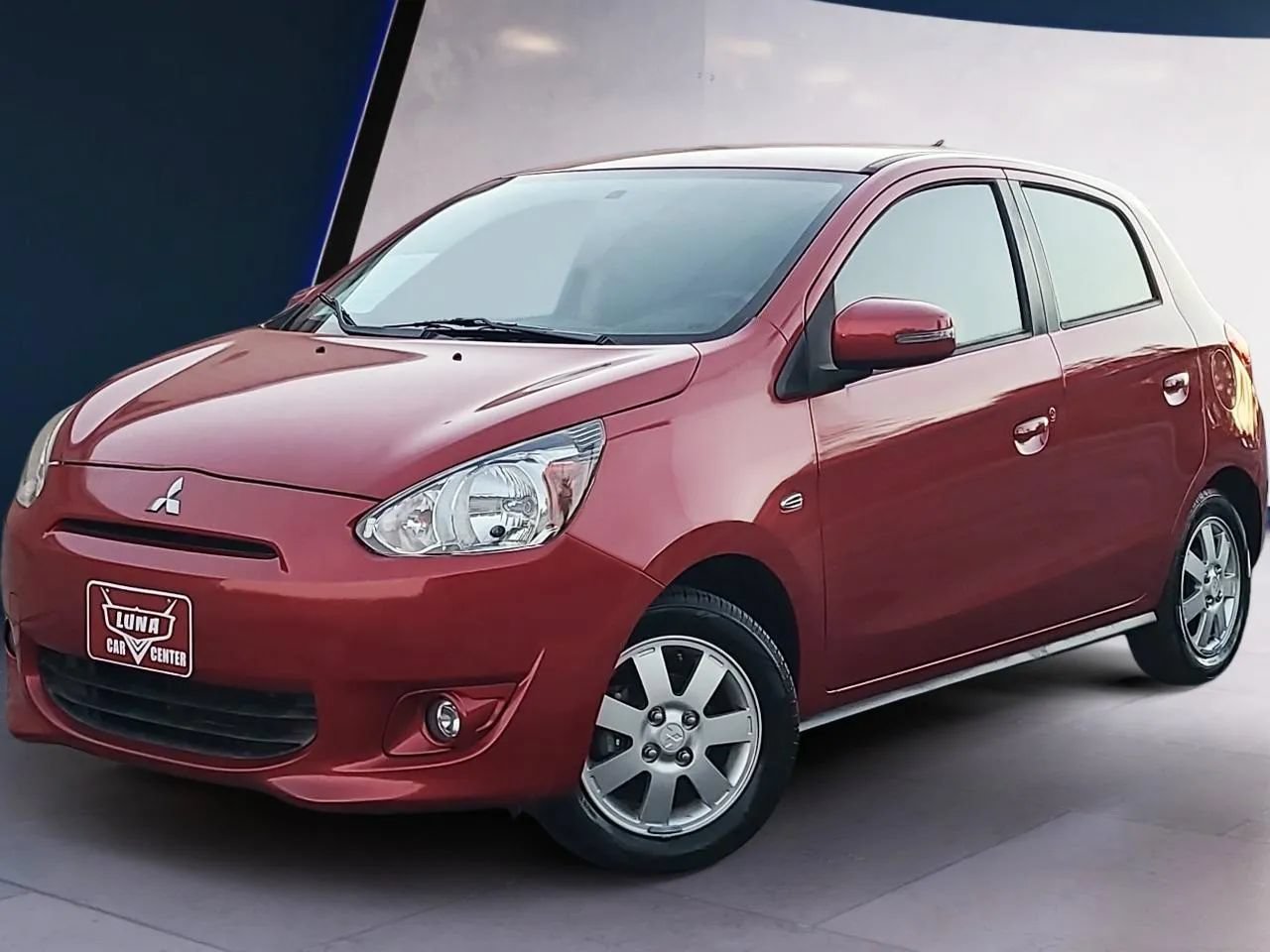 Used 2015 Mitsubishi Mirage ES FWD image 1
