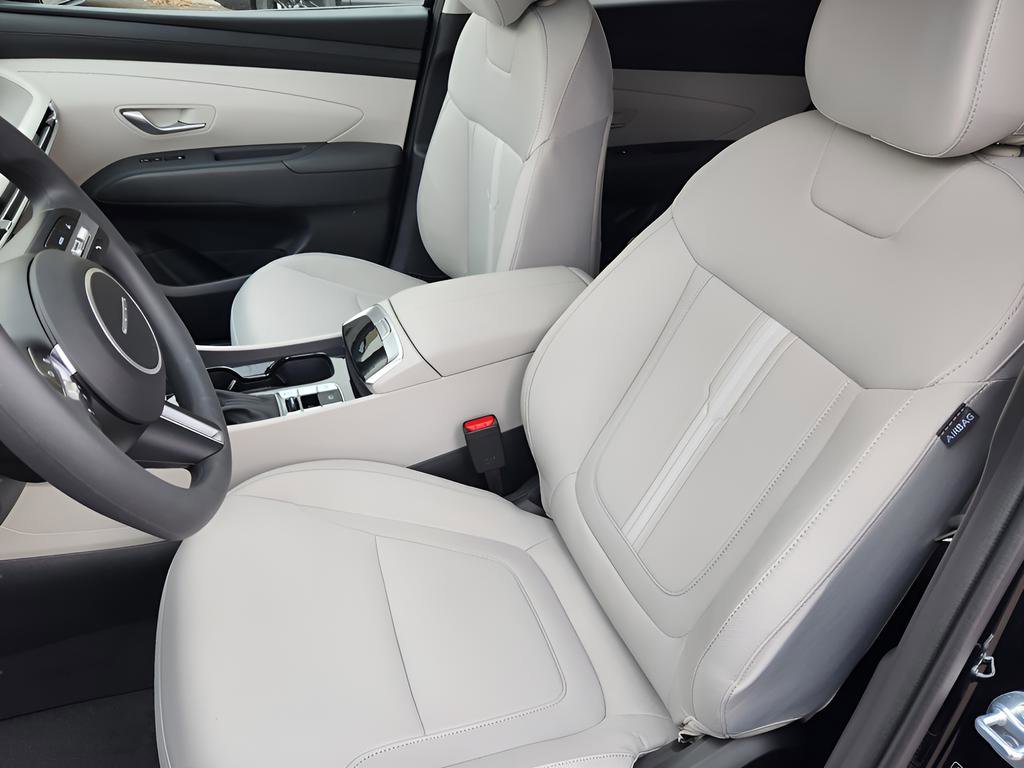 New 2026 Hyundai Tucson SEL image 13
