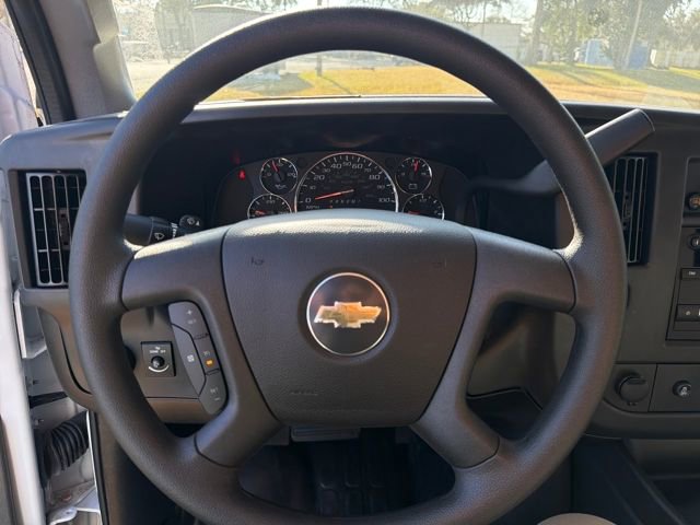 New 2025 Chevrolet Express 2500 Work Van 3D Extended Cargo Van w/ Driver Convenience Package RWD image 23