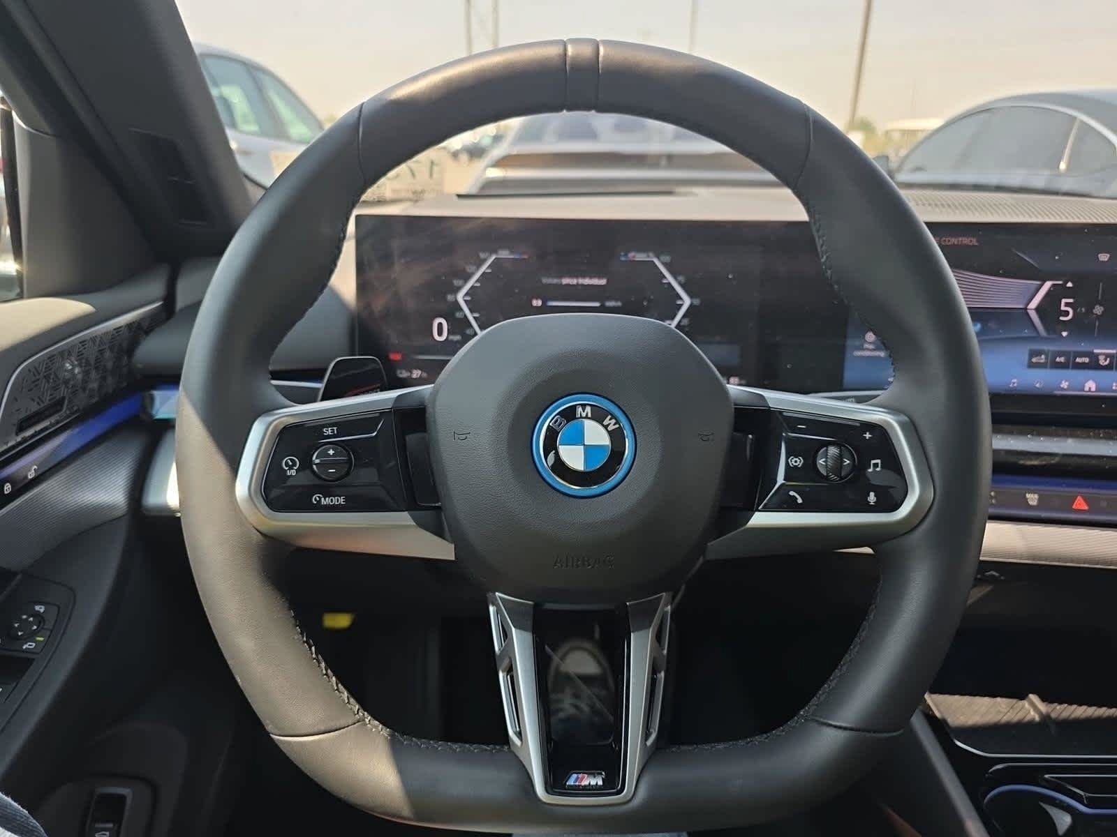 Used 2025 BMW i5 xDrive40 w/ Executive Package AWD/4WD image 7