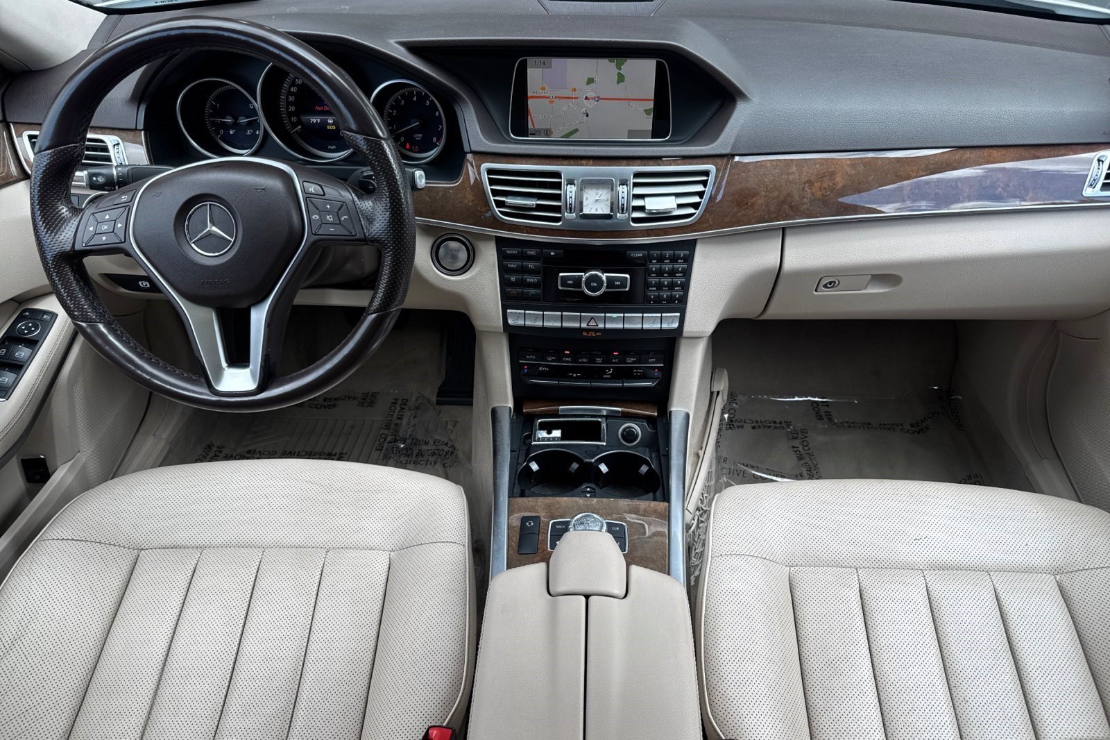 Used 2014 Mercedes-Benz E 350 4MATIC Sedan image 17
