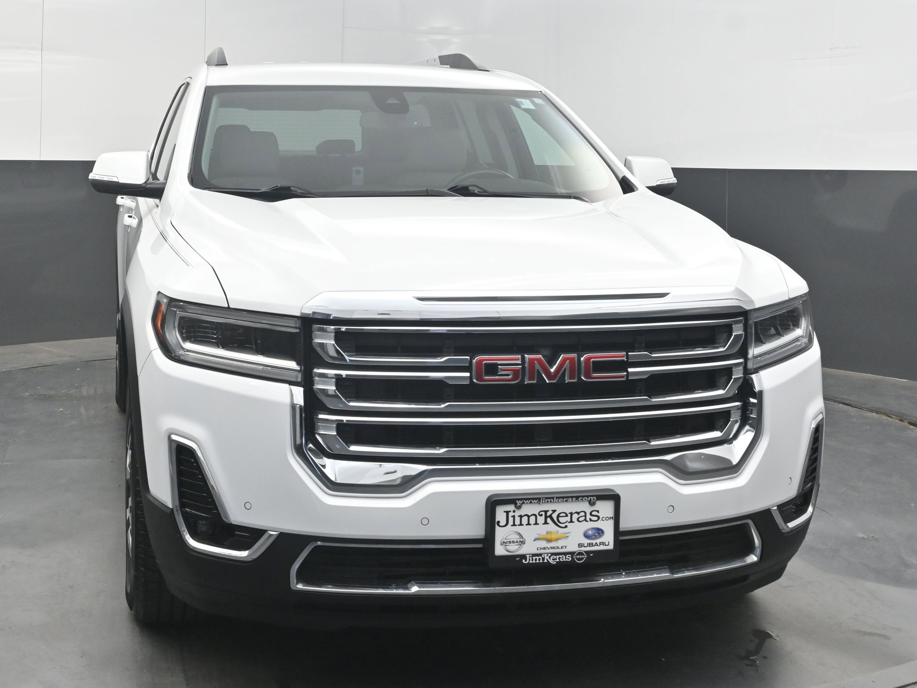 Used 2022 GMC Acadia SLT FWD image 2