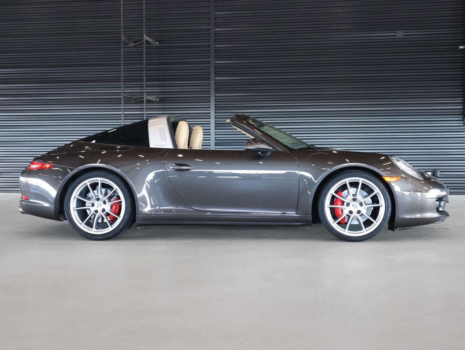 Used 2015 Porsche 911 Targa 4S image 11