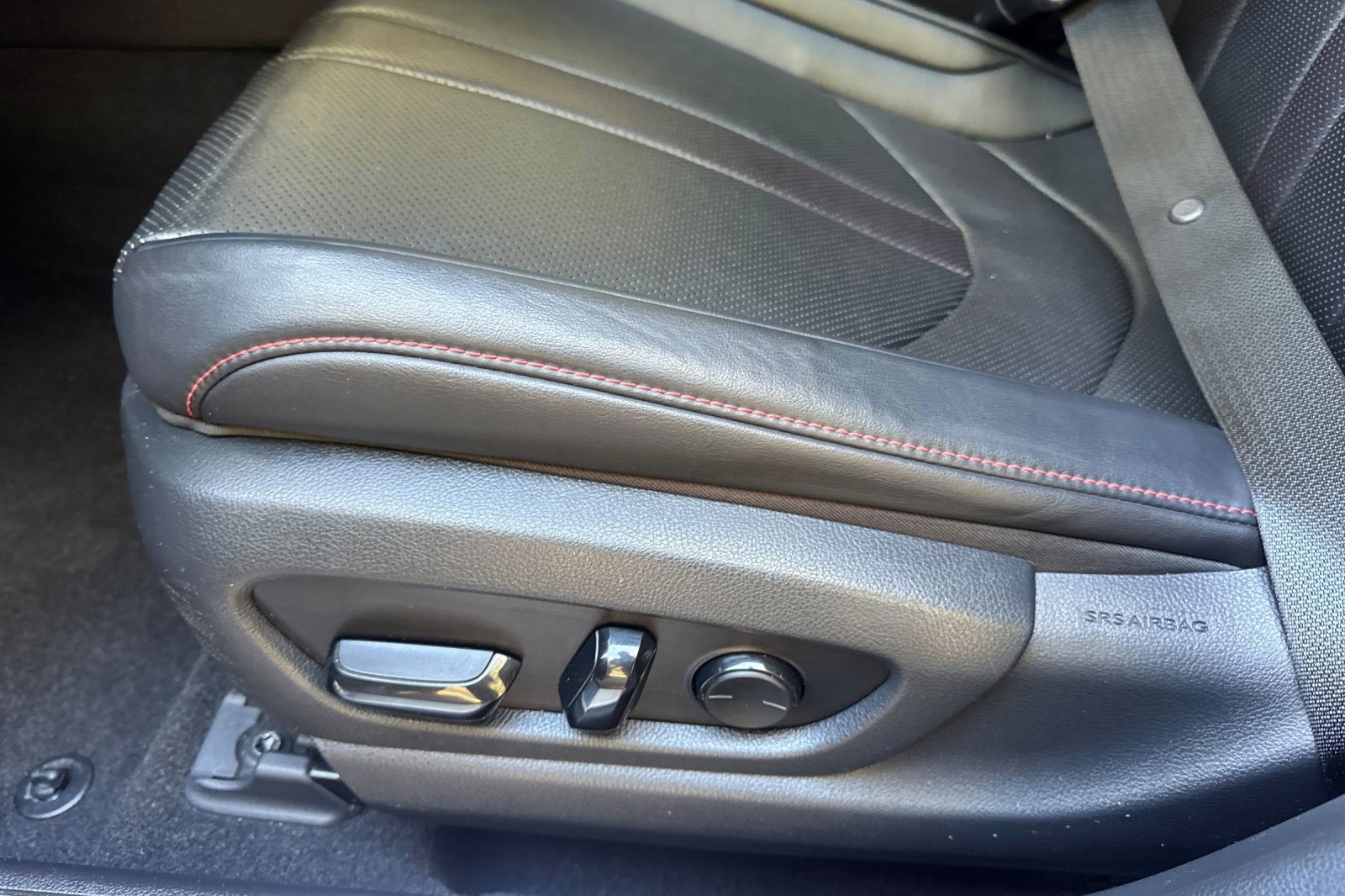 Used 2020 Lexus UX 200 F Sport w/ F Sport Premium Package image 14