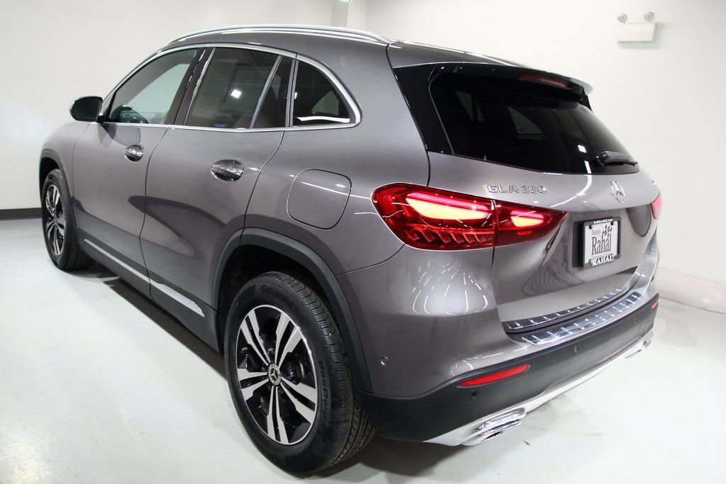 Certified 2025 Mercedes-Benz GLA 250 4MATIC image 15