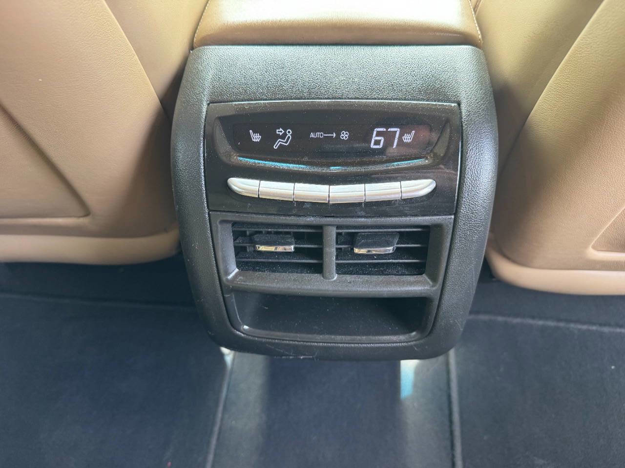 Used 2017 Cadillac XT5 Platinum image 15