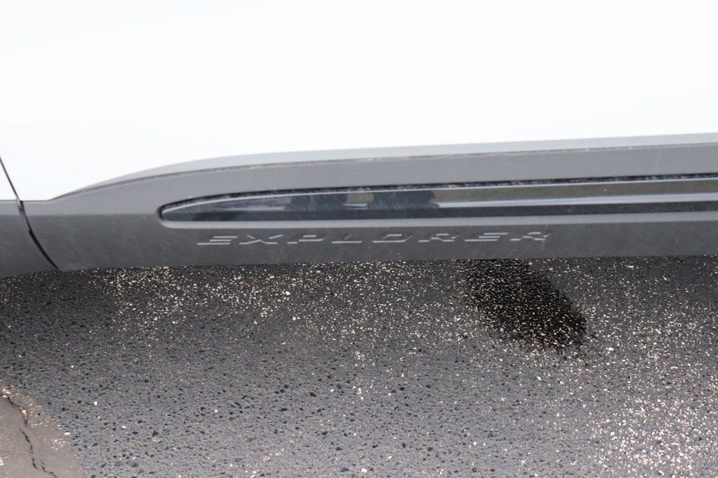 New 2026 Ford Explorer Active w/ Active Comfort Package image 5