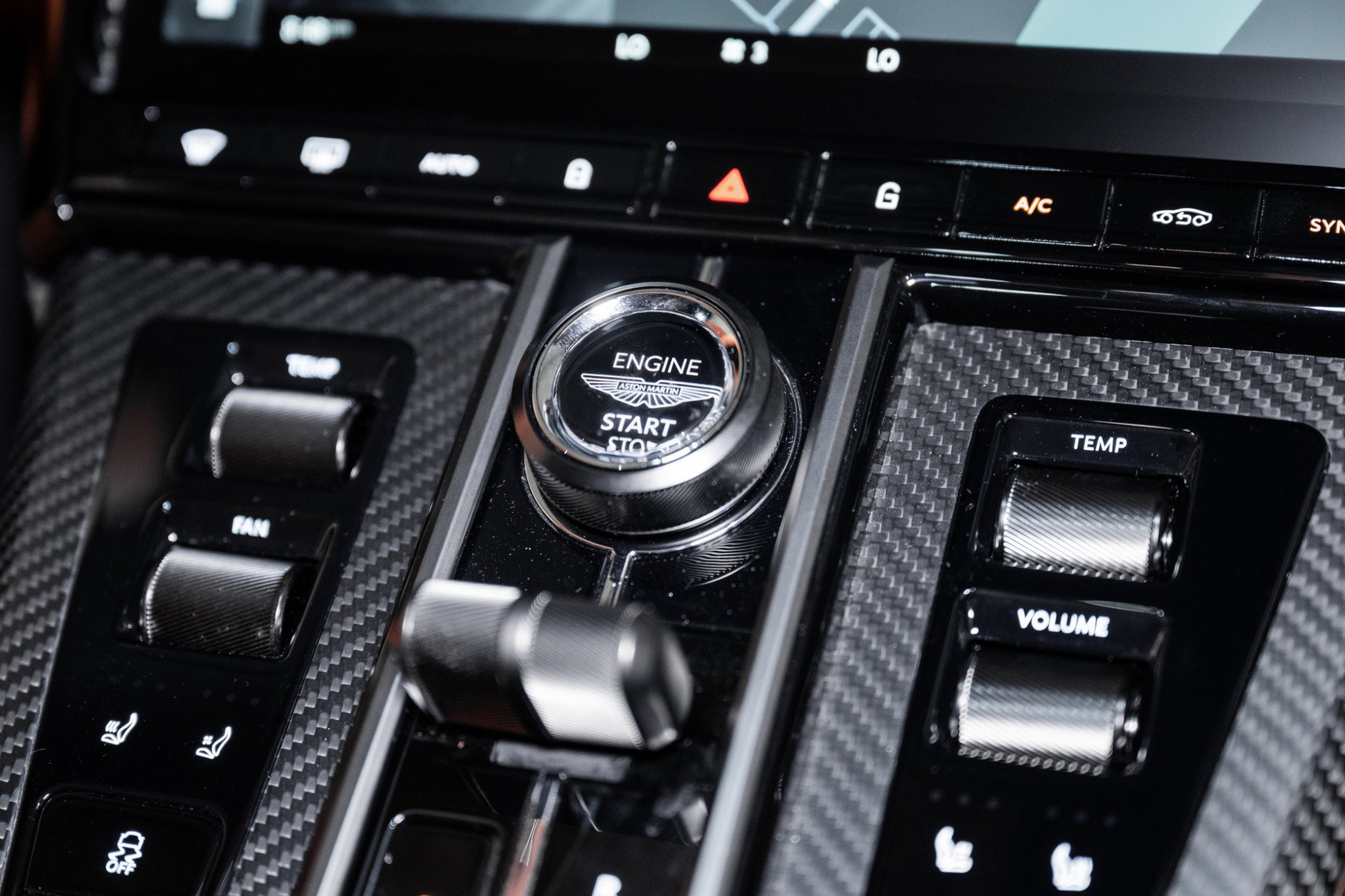 New 2026 Aston Martin V8 Vantage Coupe image 26