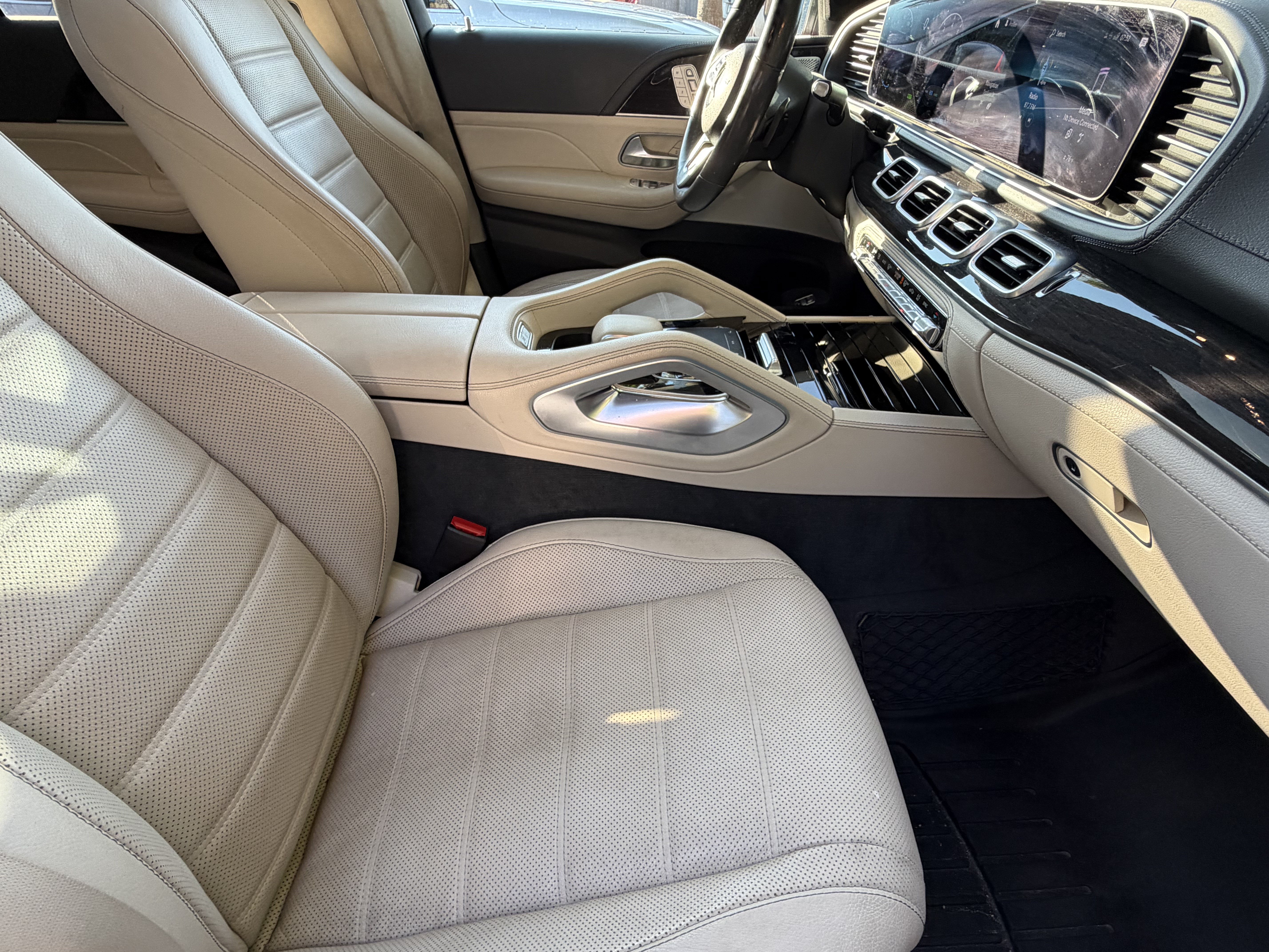 Used 2020 Mercedes-Benz GLE 450 4MATIC image 46