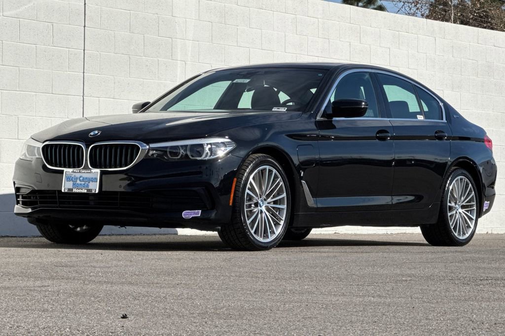 Used 2019 BMW 530e w/ Convenience Package image 10