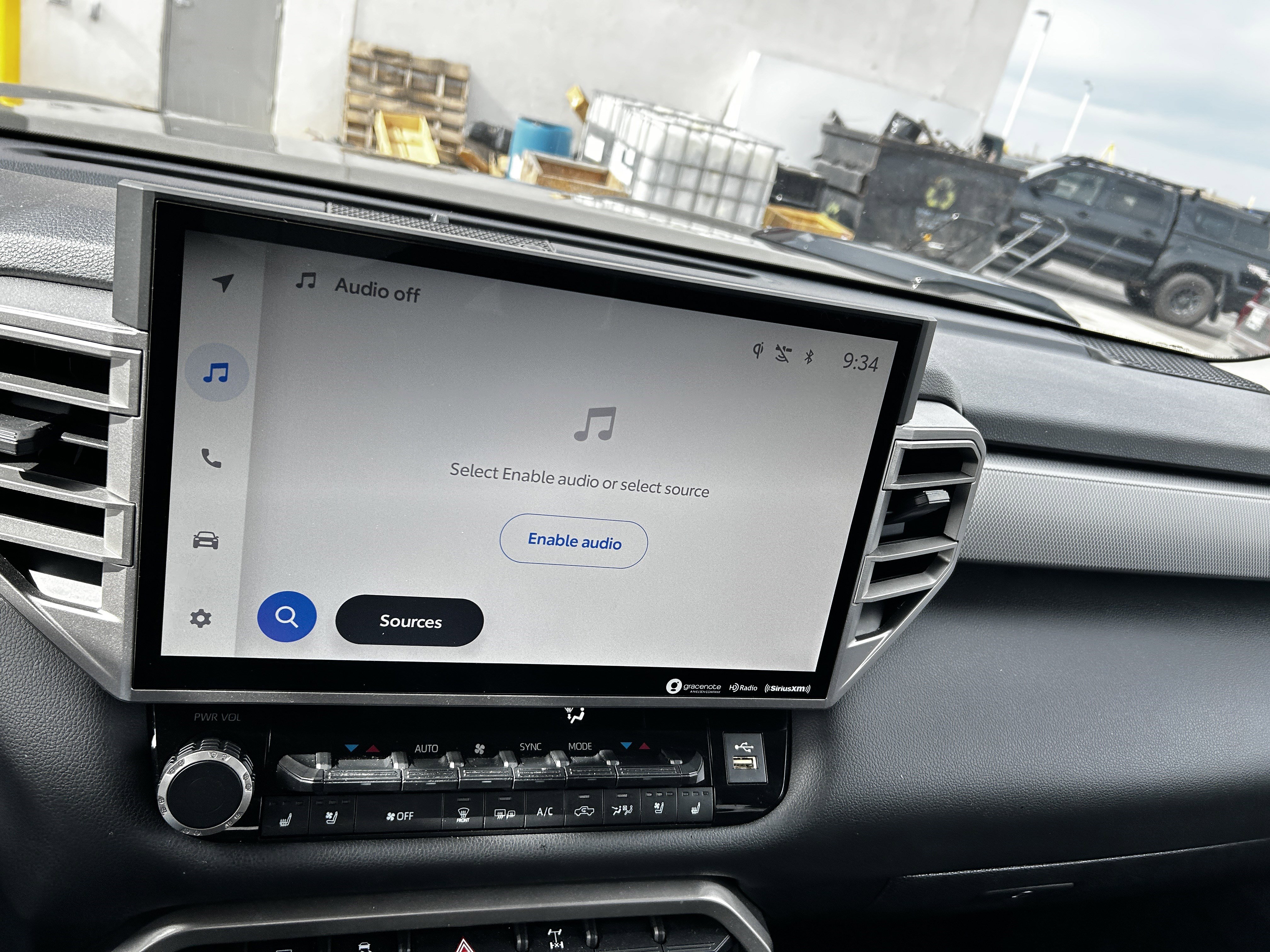 Used 2023 Toyota Tundra Limited w/ TRD Off-Road Package image 15