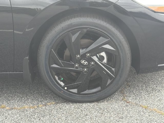 New 2026 Hyundai Elantra SEL Sport Premium FWD image 14