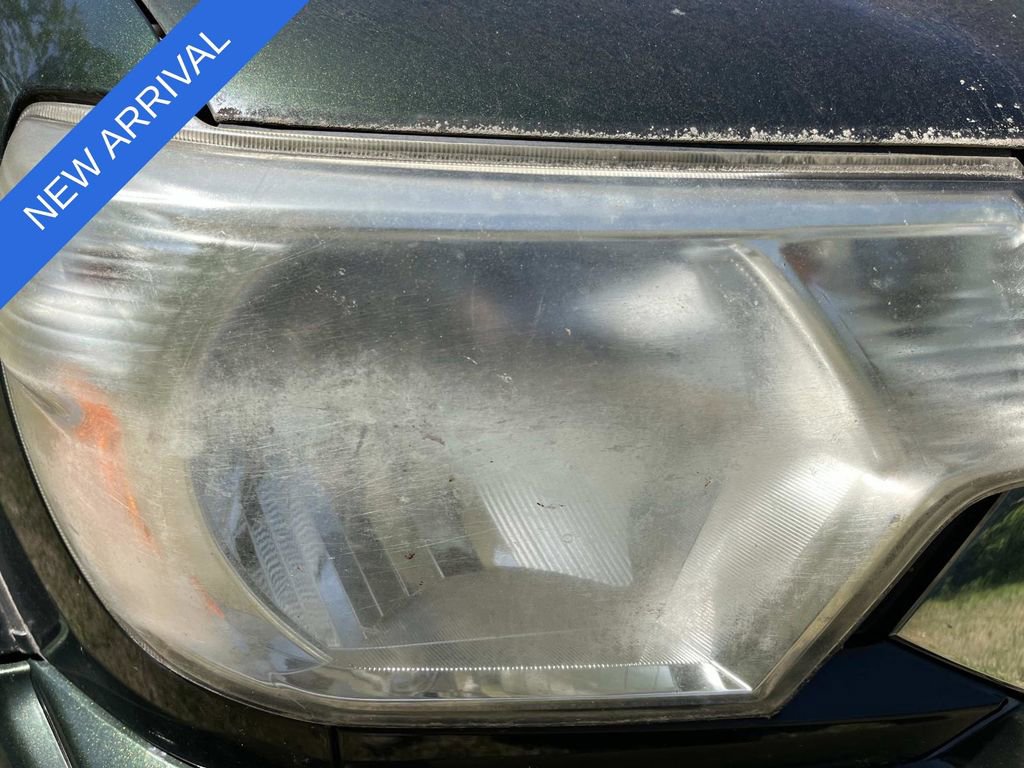 Used 2012 Toyota Tacoma 4x4 Double Cab w/ SR5 Pkg image 9