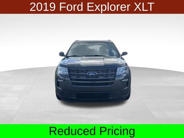 Used 2019 Ford Explorer XLT w/ Equipment Group 202A image 2