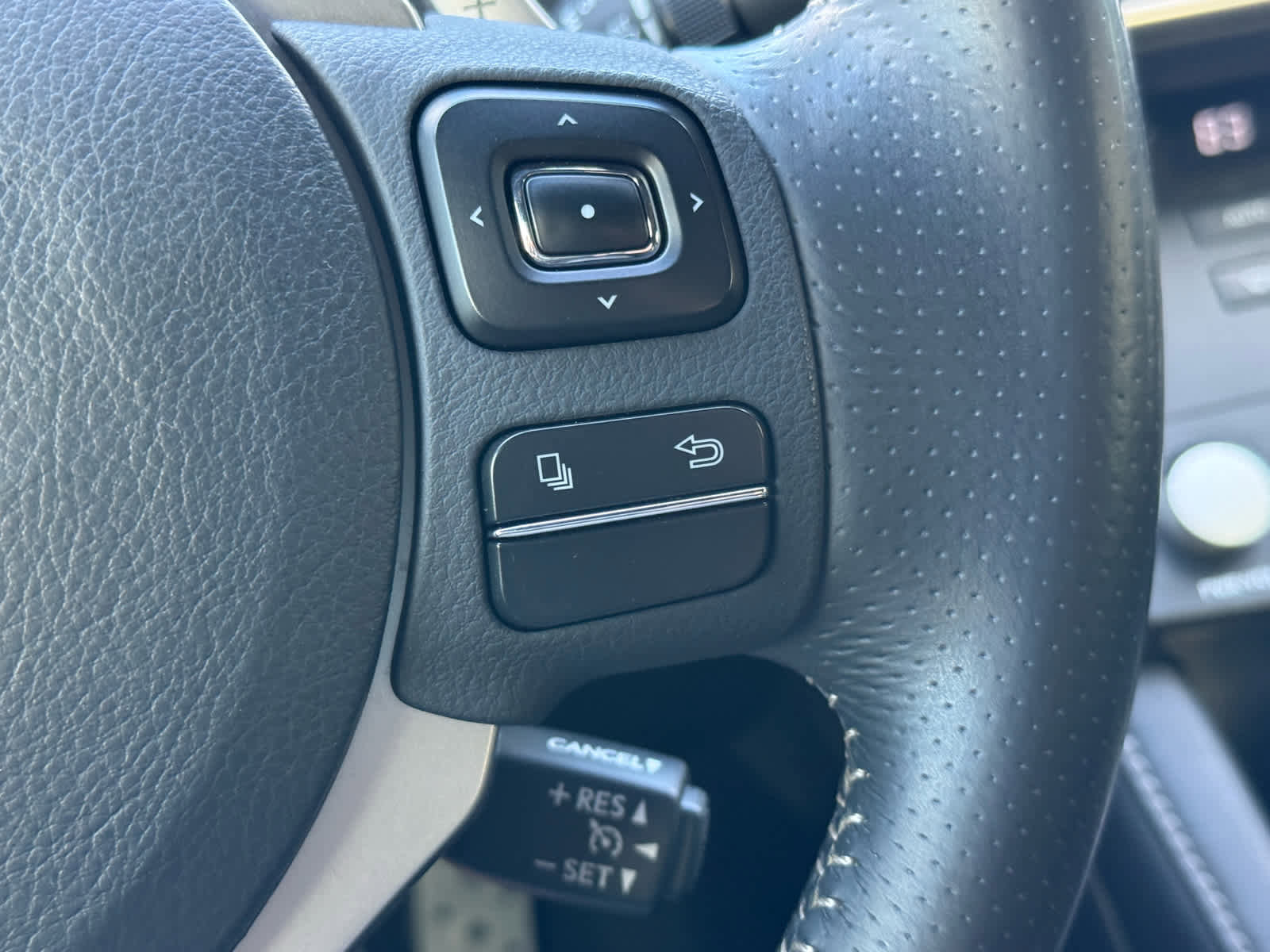 Used 2015 Lexus RC 350 image 23