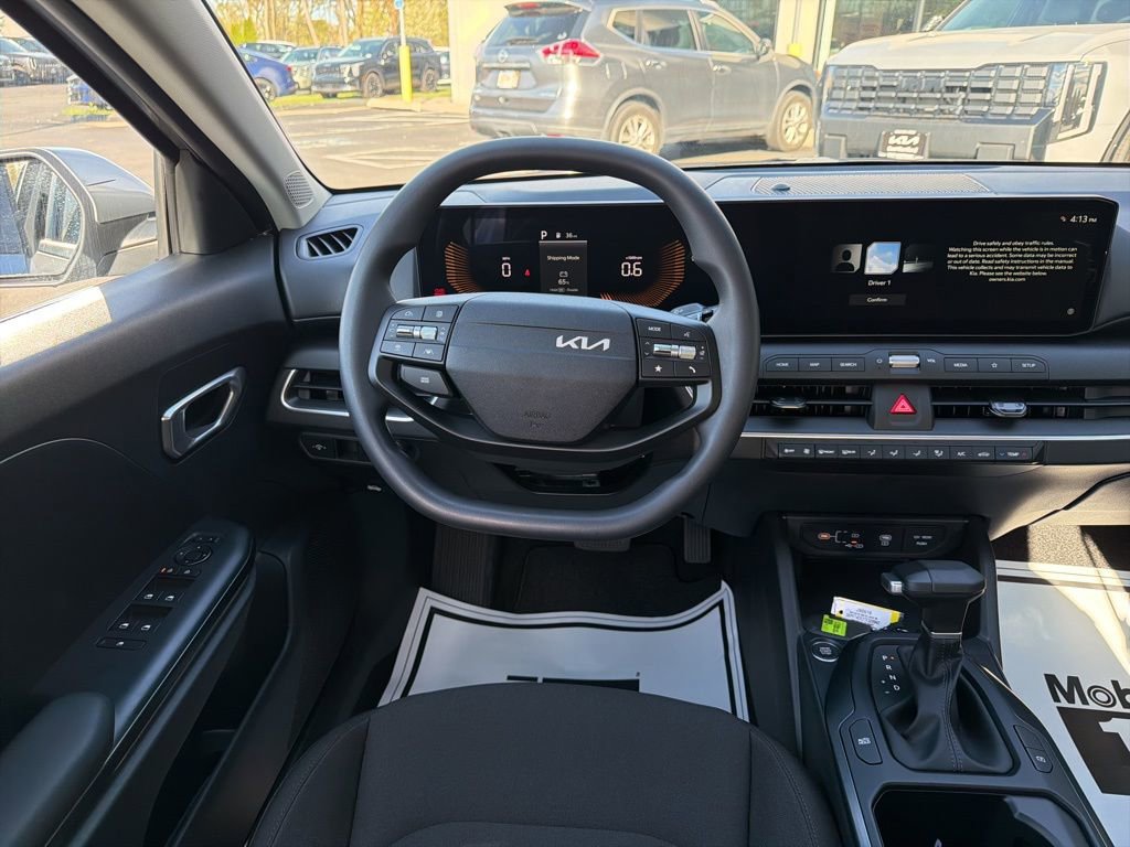 New 2026 Kia K4 FWD image 22