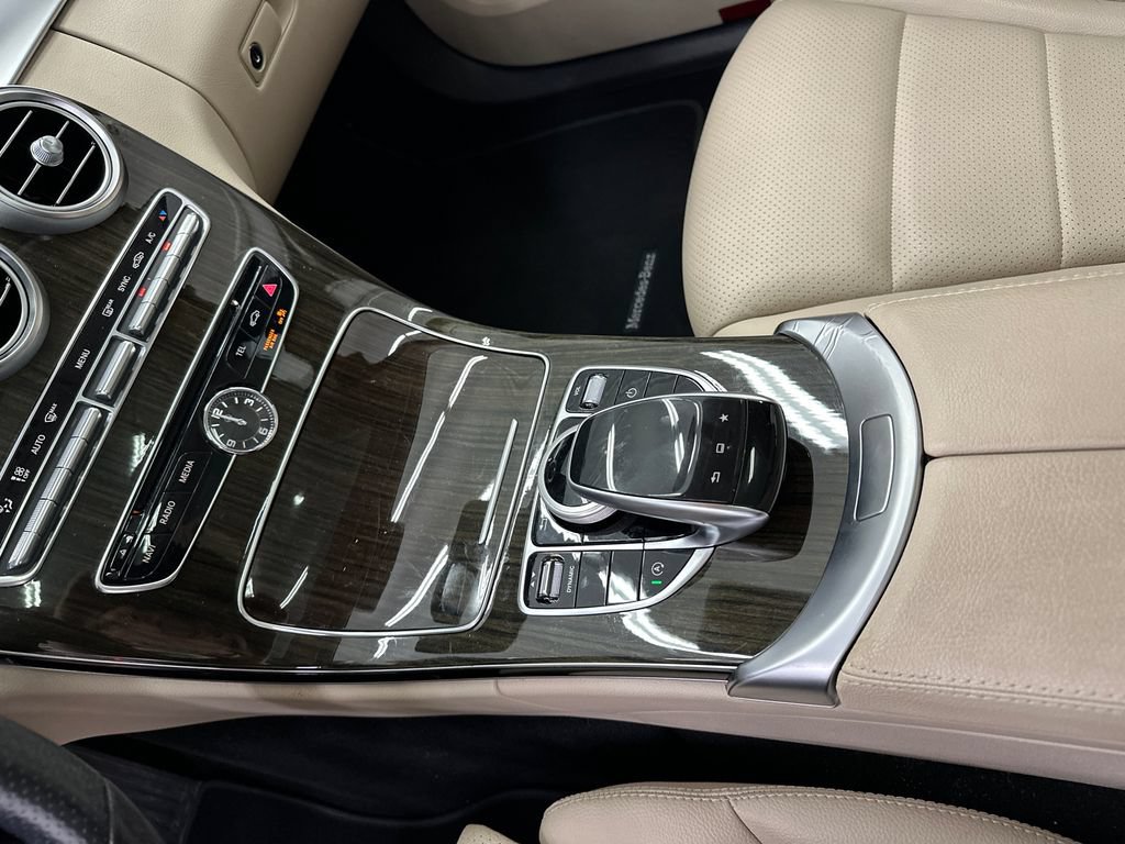 Used 2016 Mercedes-Benz C 300 4MATIC Sedan image 30