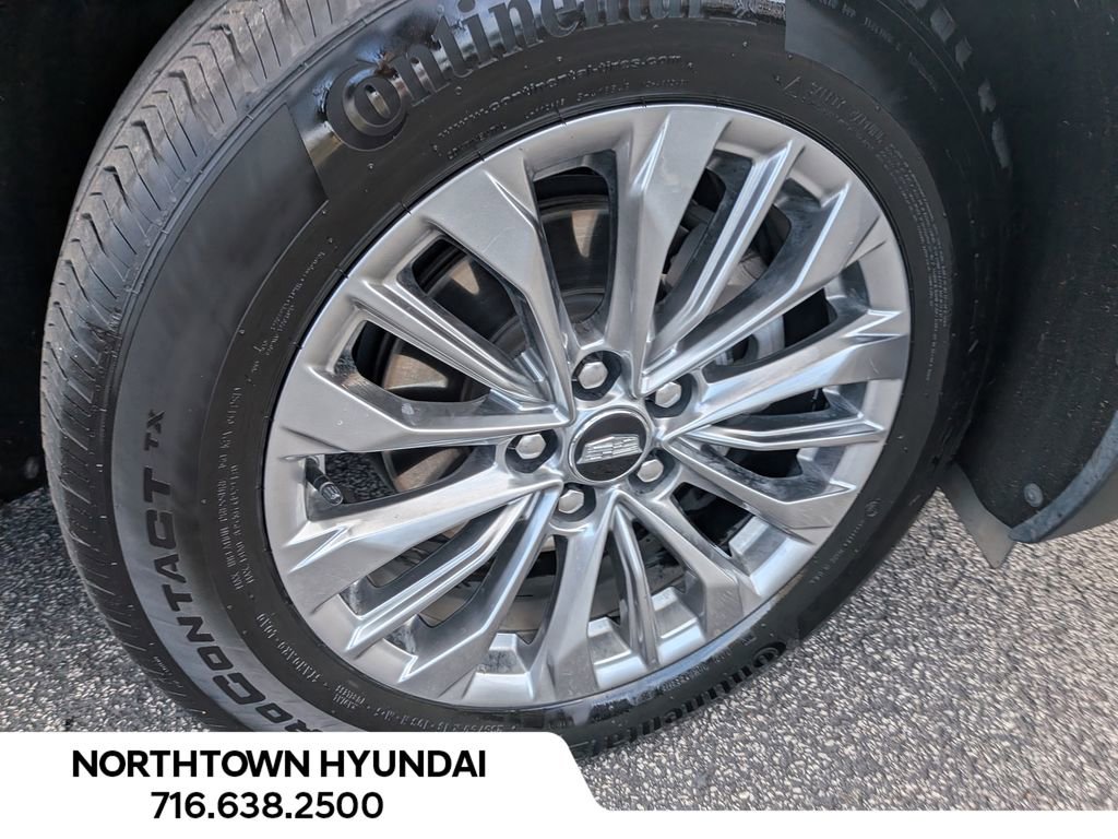 Used 2025 Cadillac XT4 Premium Luxury image 51