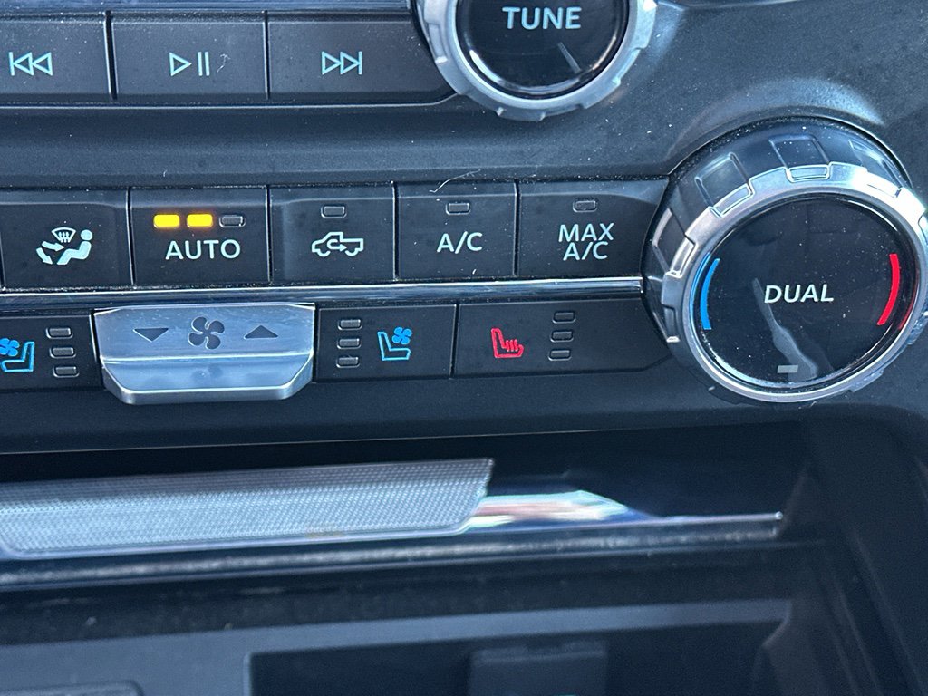 Used 2024 Ford F350 King Ranch image 29