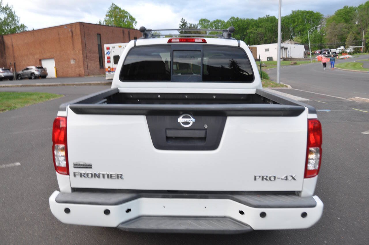 Used 2015 Nissan Frontier PRO-4X w/ Pro-4x Luxury Package AWD/4WD image 12