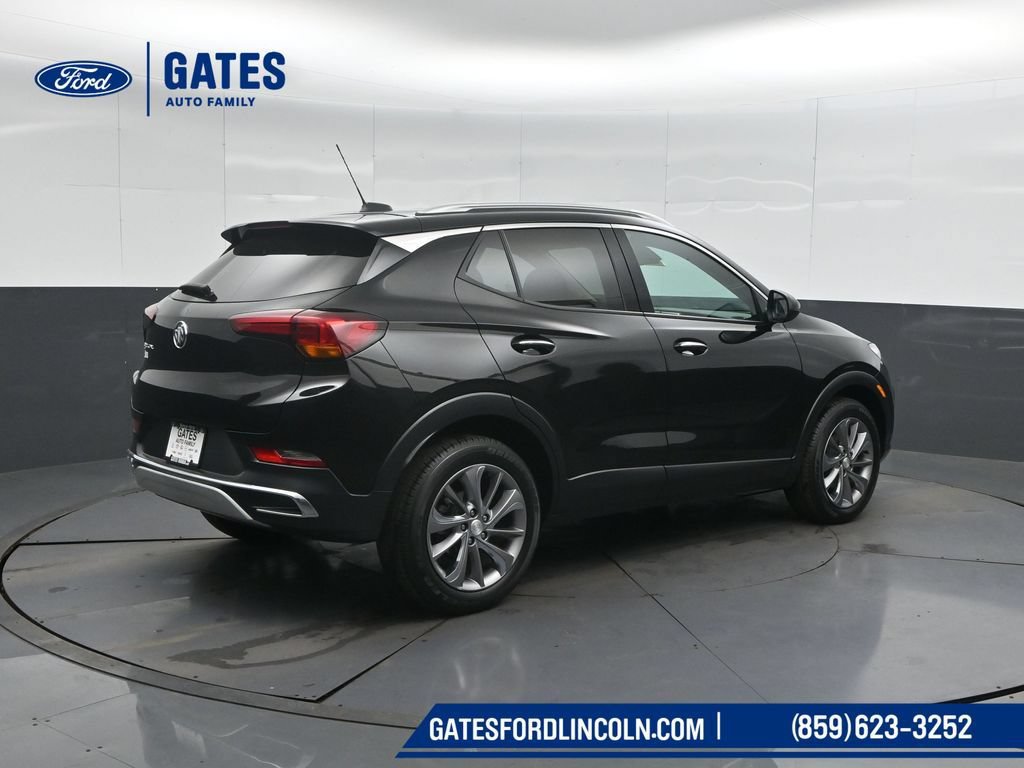 Used 2023 Buick Encore GX Essence w/ Experience Buick Package AWD/4WD image 2