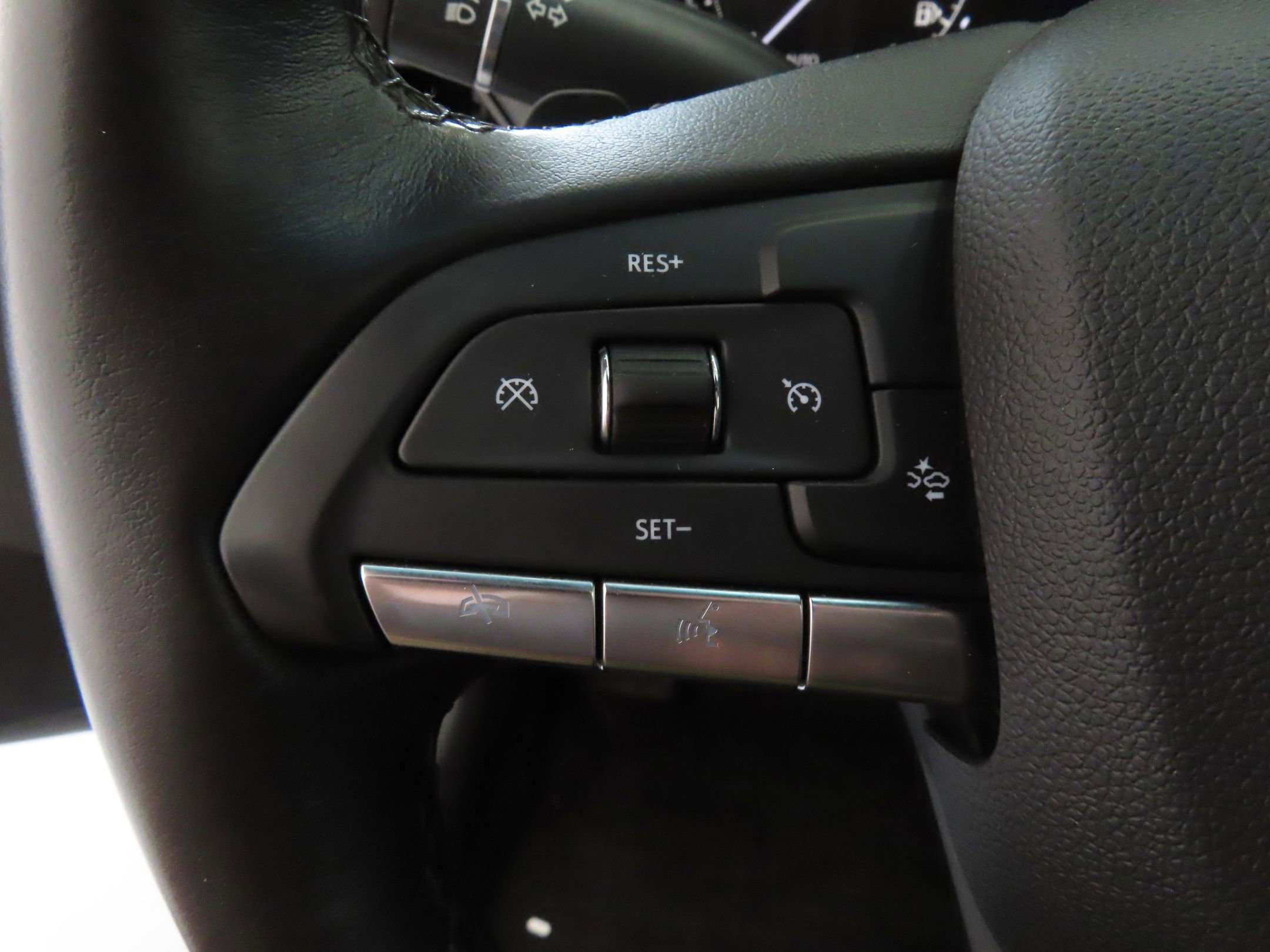 Used 2023 Cadillac CT4 Luxury image 14