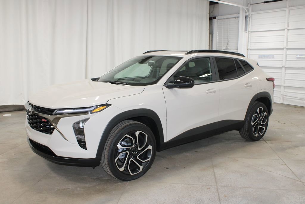 New 2026 Chevrolet Trax RS w/ Sunroof Package image 4