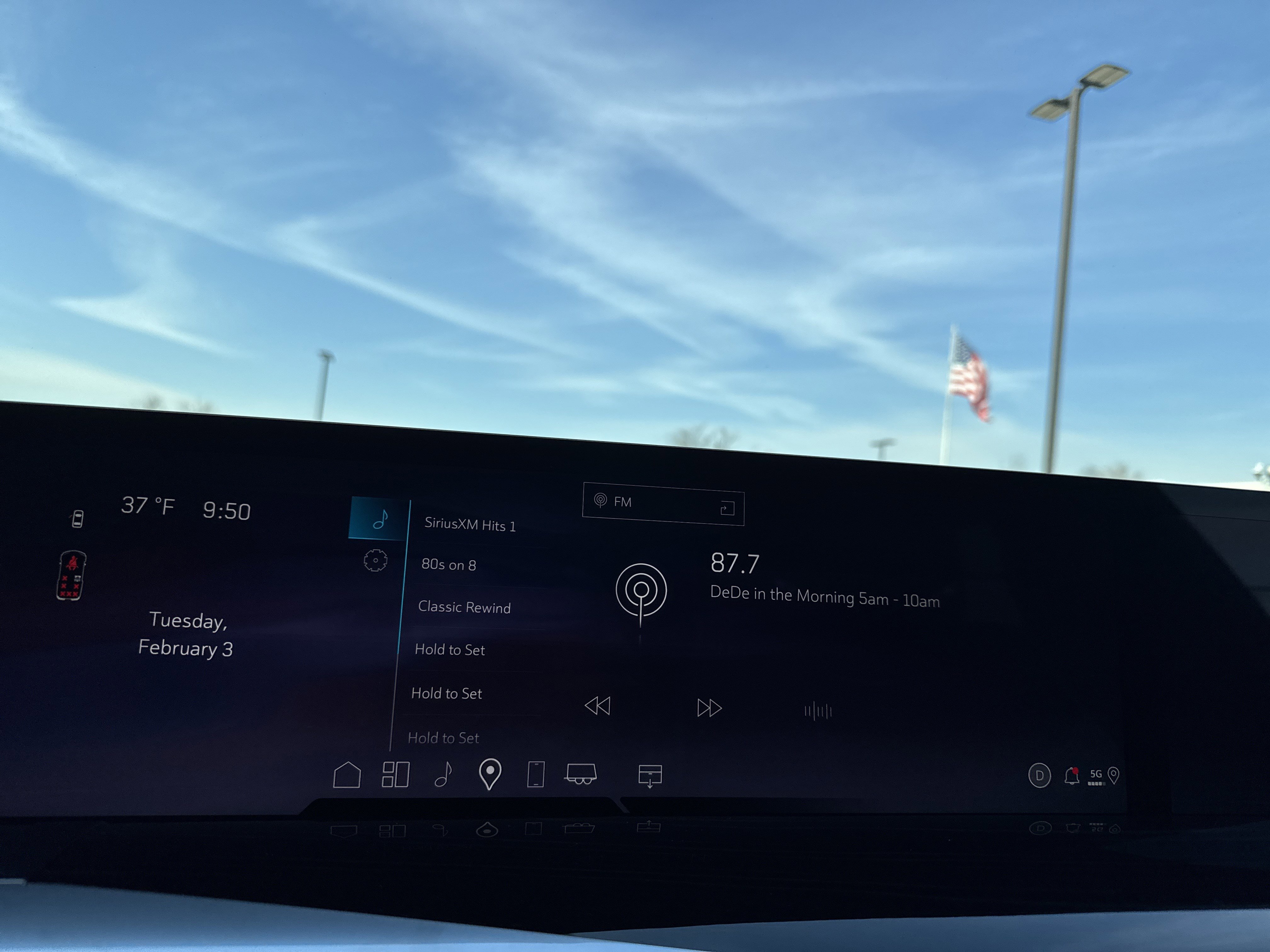 Used 2026 Cadillac Escalade ESV Sport w/ Touring Package image 24